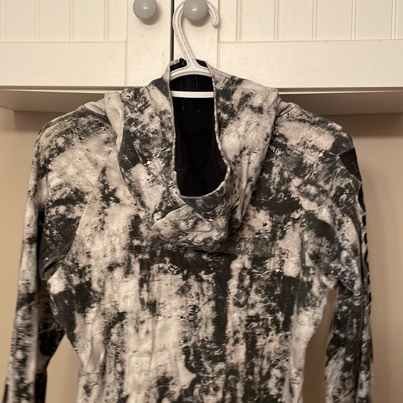 Bench Women’s Zip Up Sweater XL - Picture 4 of 5